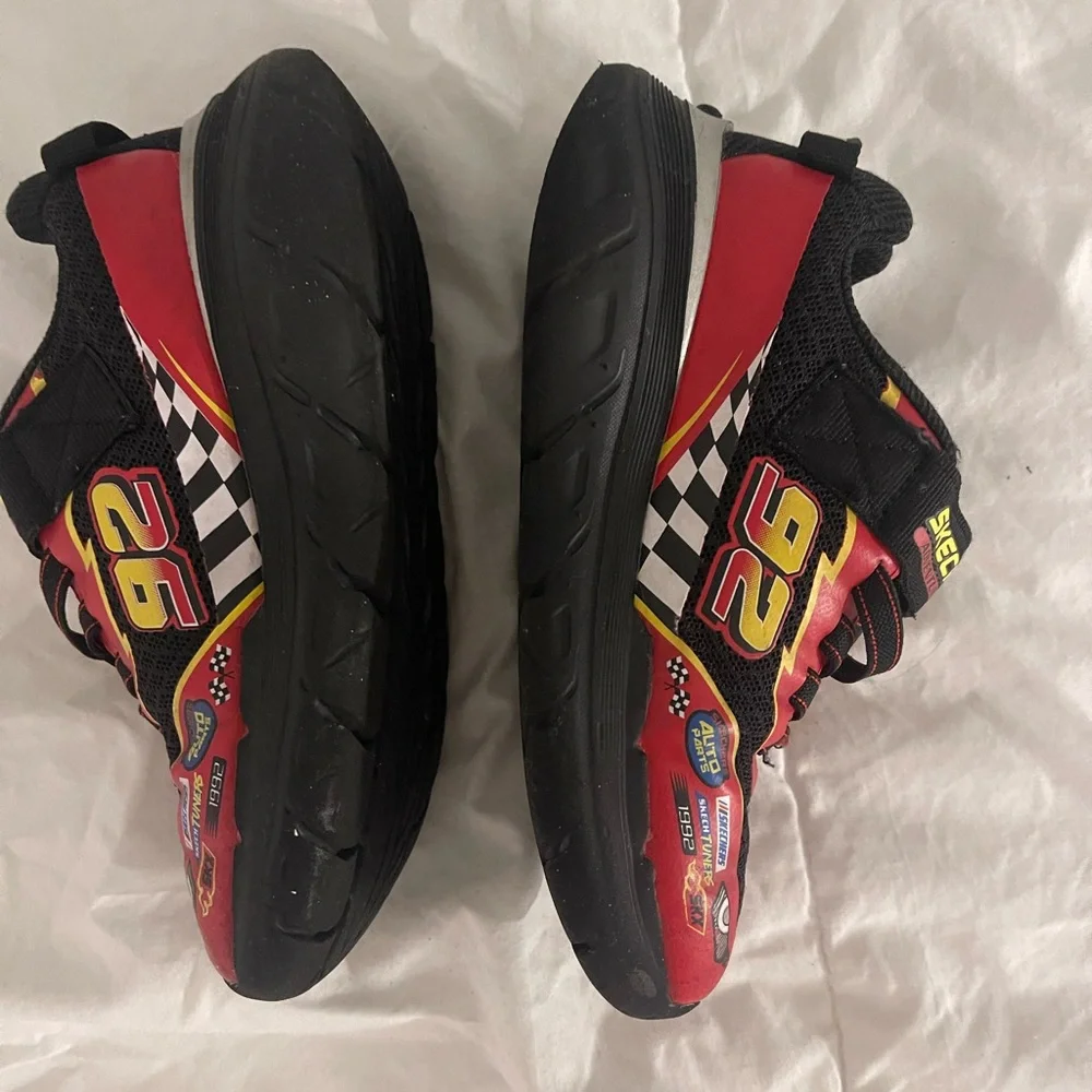 Buckle Red and Black Racing Sneakers - Picture 5 of 6